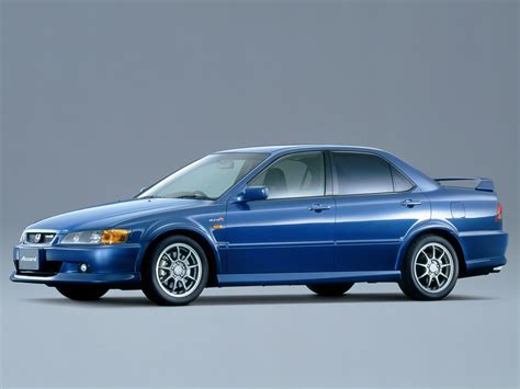 Honda Accord рестайлинг 2000 2001 2002 седан 6 поколение Cf Cl