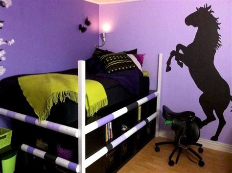 For The Horse Crazy Kid Bedroom Themes Horse Themed Bedrooms