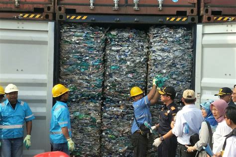 Indonesia Kirim Balik Kontainer Sampah Plastik Ke Australia