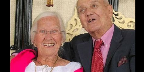 Couple Married 75 Years Died In Each Others Arms