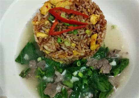 Cara membersihkan kerang ijo yang benar. Resep Nasi goreng siram oleh Kim Ie - Cookpad