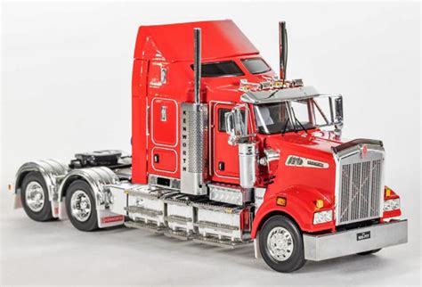 Kenworth T909 Prime Mover With Aero Kit Red Collector Models