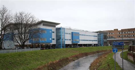 Nottingham University Hospitals Wins Nottingham Treatment Centre
