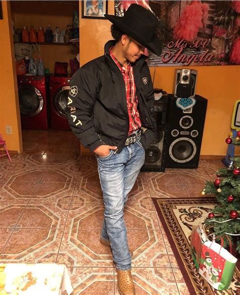 Pin By Sara Zavala On Vaqueros Cowboy Outfits Cowboy Outfit For Men