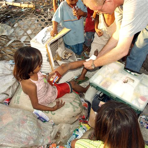 cebu dump slum 115 basic medical treatment on the site wi… flickr