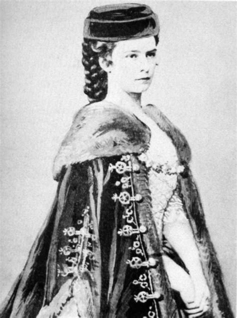 Rare Portrait Photos Of Empress Elisabeth Of Austria In The Th