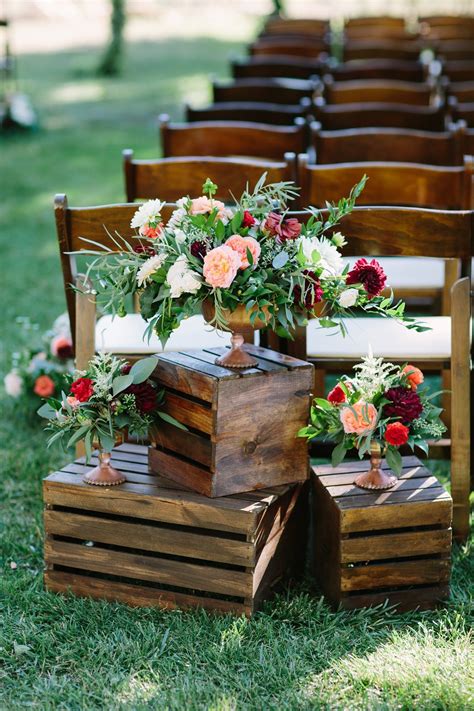 42 Stunning Altar And Aisle Decorations To Inspire Your Own Wedding