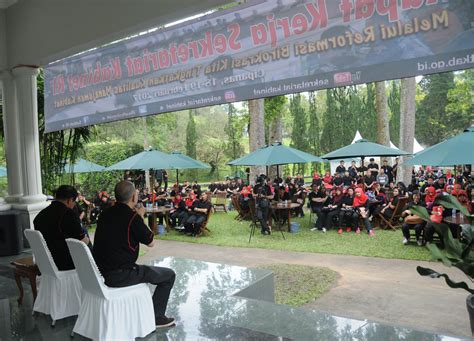 Antena sanex 899 dg (support chanel digital) setelah menyiapkan. Sekretariat Kabinet Republik Indonesia | Seskab: Setop Sebarkan "Hoax" dari Diri Sendiri, Hati ...