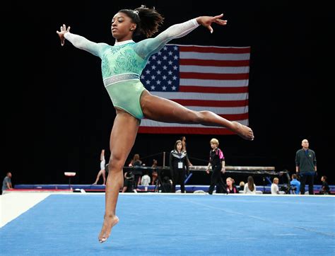 Simone Biles Dresses For The Survivors While Winning Th Us Title