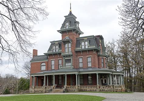 Take A Rare Tour Of A 22 Room Gilded Age Mansion In Highland Park