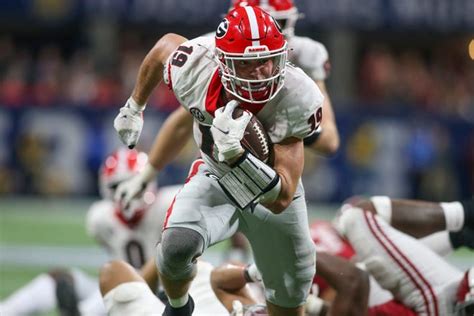 Georgia Football Tight End Brock Bowers Is A Star After One Season