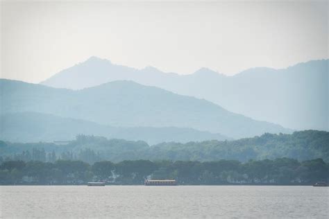 Premium Photo Hangzhou West Lake Landscape Ink Painting