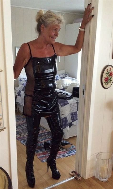 Pin Auf Boots Latex Pvc And Leather Loving Matures