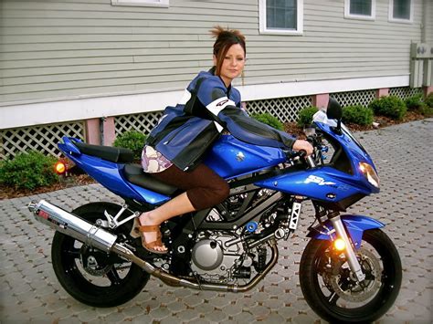 Suzuki's sv650 is 20 years old this year. Suzuki 650 SV