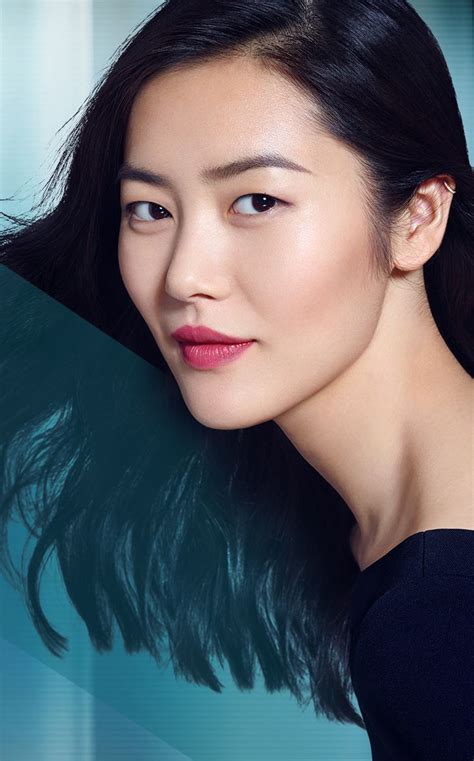 Model Liu Wen For Estee Lauder Азиатский цвет волос Азиатская