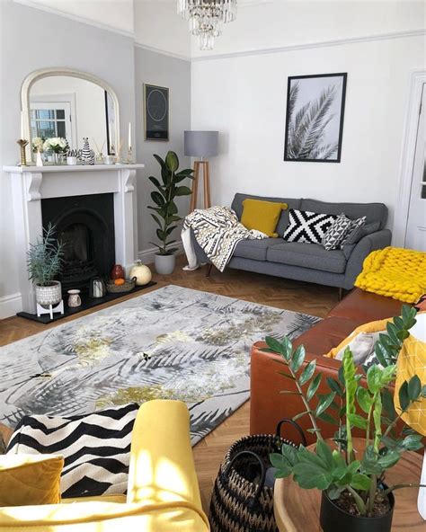 24 Inspiration Yellow Living Room Design Yellowlivingroom Light Yellow