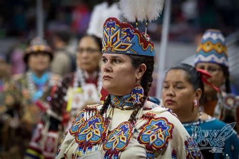 Womens Traditional Dancers 2017 Denver March Pow Wow