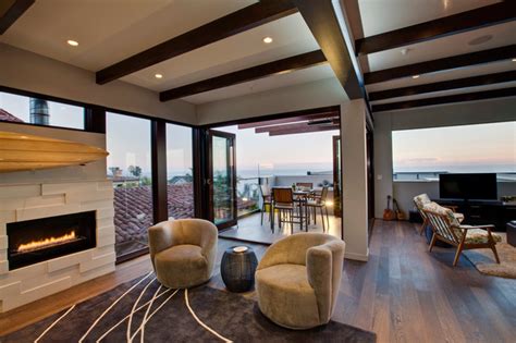 Take a cue from samuel amoia, who designed this apartment on manhattan's park avenue. Manhattan Beach High-tech Architectural Oceanview - Beach ...