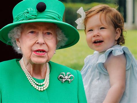 Queen Elizabeth Banned Photos Of First Meeting With Lilibet Uk Report Claims World News Guru