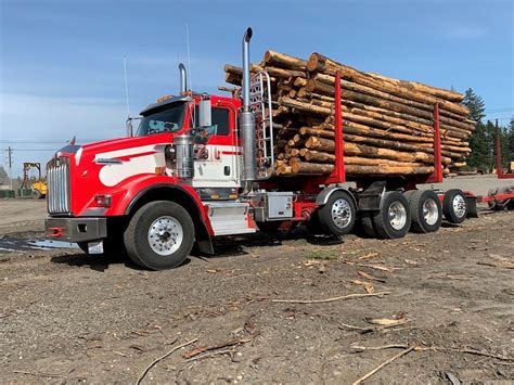 Kenworth T800 Logging Truck