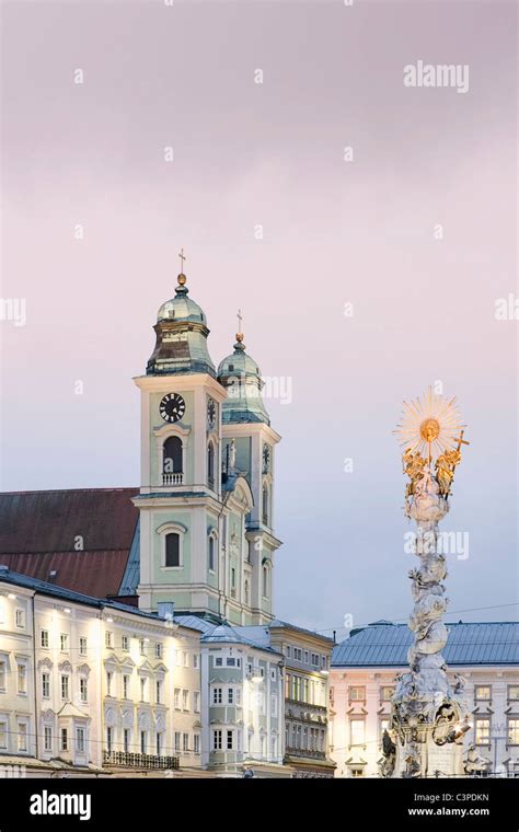 Alter Dom Old Cathedral High Resolution Stock Photography And Images Alamy