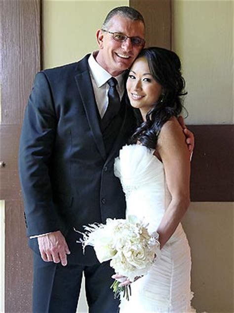 After Divorce From Karen Irvine Robert Irvine Wife Gail Kim Married Without Problems