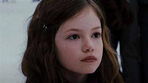 Discovernet Renesmee From Twilight Has Grown Up To Be A Bombshell