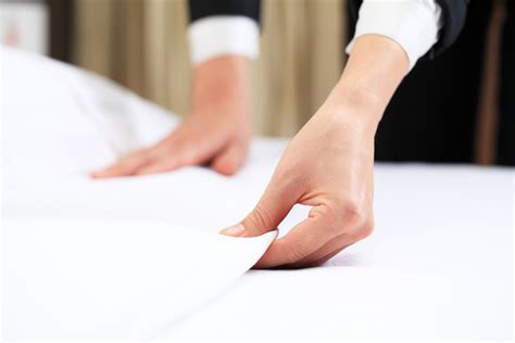 How To Keep Sheets Smelling Fresh For Your Hotel Guests