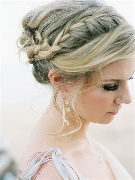 8 Chic Braided Updos Updo Hairstyles Ideas Popular Haircuts