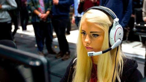Why Do Female Pro Gamers Have To Work Twice As Hard For Half The Recognition? » OmniGeekEmpire