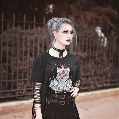 Pin By Dolomite On Dayana Crunk Outfits Gothic Fashion Alternative