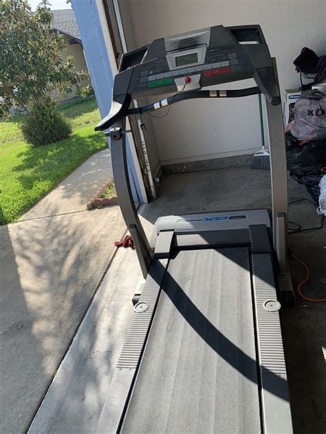 Proform xp 590s treadmills, along with the 542e, 542s and xp 800vf, are designed for use in the home gym and are suitable for use in fitness, training and weight loss programs. Proform Xp 590S Review : Pro-Form 725EX - Maine Treadmill ...
