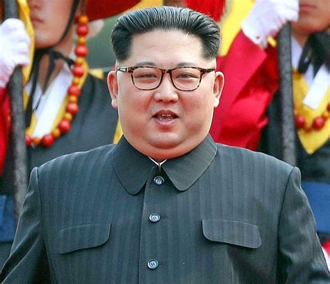 In december 2011 he was formally declared successor to his father as supreme leader. Somministrato a Kim Jong-un un vaccino cinese contro il ...