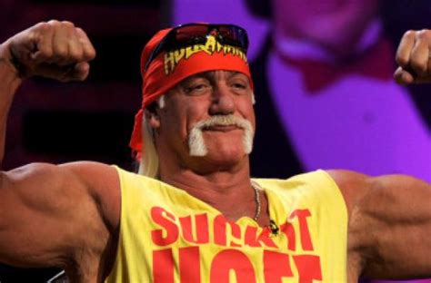 Hulk Hogan Officially Booked To Return To WWE RAW This Month With