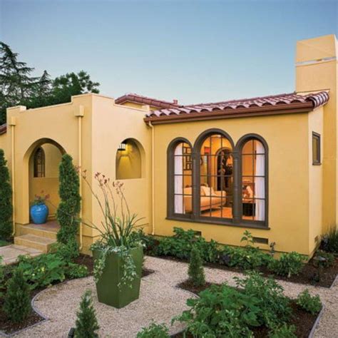 50 Cool Yellow Exterior House Paint Colors