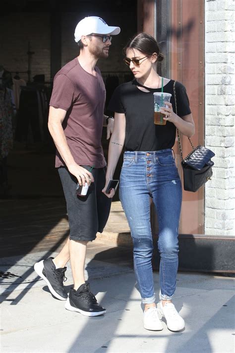 Lizzy Caplan And Tom Riley Out Shopping In Beverly Hills 06202018 Hawtcelebs