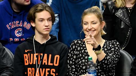 Kate Hudson S Son Ryder Trolls Her Wellness Videos With Spot On Impression She Loves It Access