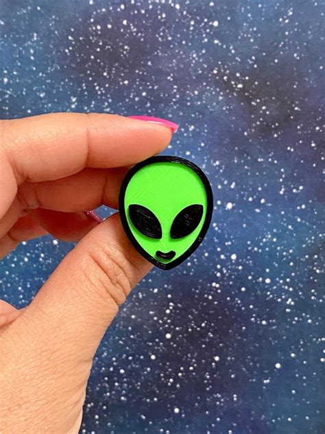 3d Printed Alien Pin Alien Head Alien Head Accessory Alien Etsy