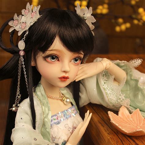 fast worldwide shipping 60cm 1 3 bjd doll girl with free eyes face makeup wigs hat shoes full