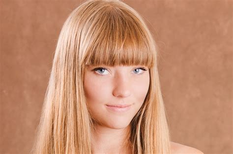 12 Low Maintenance Hairstyles To Flatter Round Faces Hairstylecamp
