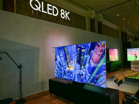 Samsung Shows Off An Impressive Bezel Less 8k Tv At Ces 2020 Techgoondu