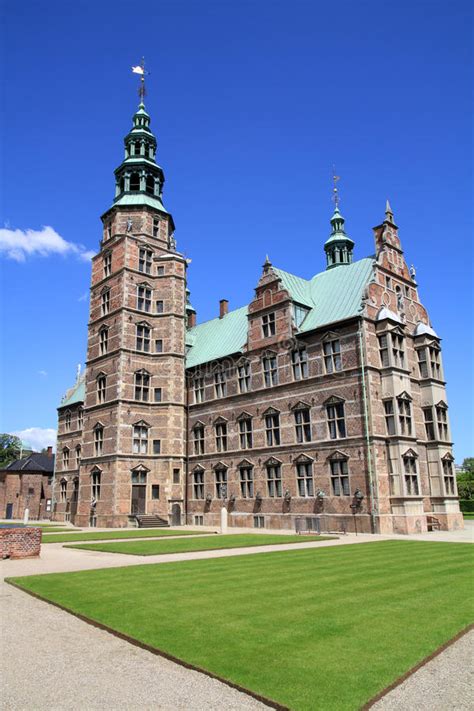 We did not find results for: Rosenborg Schloss Aufgestellt In Der Mitte Von Kopenhagen ...