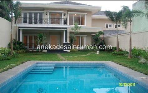 Desain kolam renang dengan berbentuk persegi panjang merupakan bentuk favorit yang sering digunakan dalam rumah tipe minimalis. Desain Rumah Rustic Plus Kolam Renang - Archindo Plus