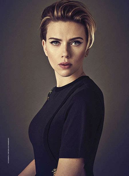 31, scarlett johansson sported a sporty pompadour that revealed a sleek razed undercut when she posed on the red carpet. 30 Best Scarlett Johansson Short Hair