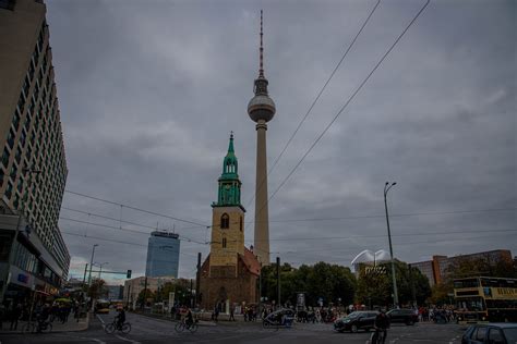Crkva Svete Marija I Televizijski Toranj U Berlinu Nemačka Kasadoo