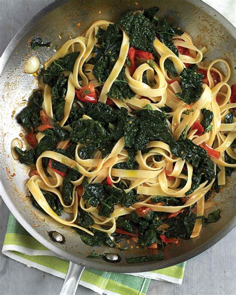 Unfortunately, kale still gets a lot of flack for being boring and tasteless, which is just complete nonsense. Healthy Kale Recipes | Martha Stewart