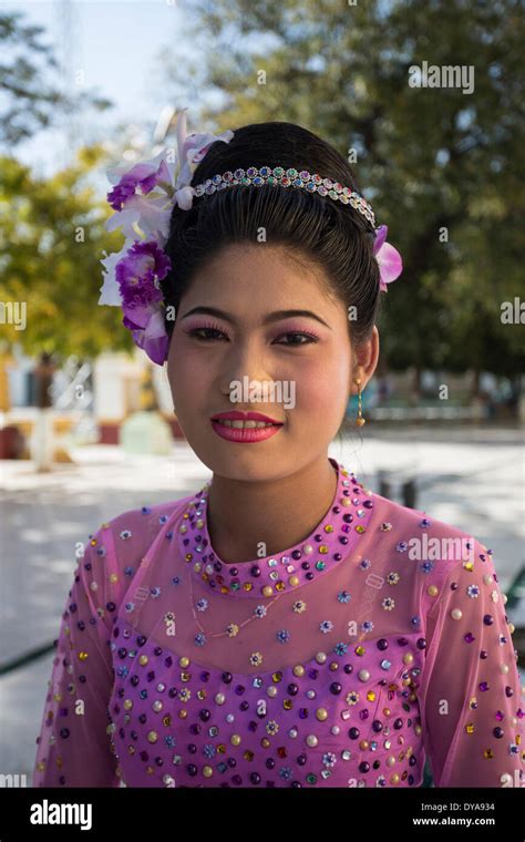 Mandalay Myanmar Birmania Asia Sagaing Hermoso Y Colorido Colores