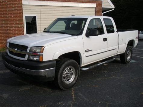 Sell Used 2003 Chevrolet Silverado 2500hd Extended Cab 4x4 With Duramax