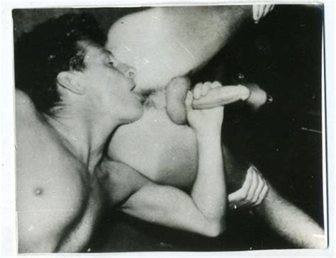 Retro Gay Oral Sex Pics XHamster