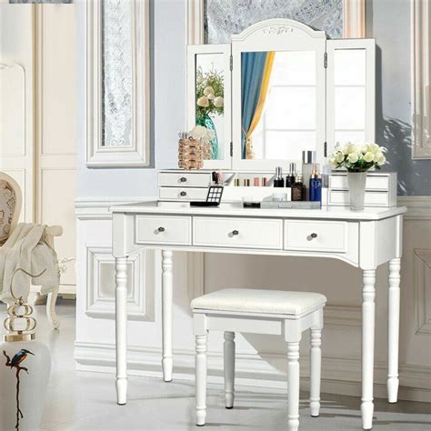 Darby Home Co Bowdon Vanity Set With Stool And Mirror Wayfair Vanity